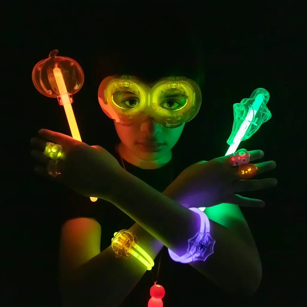 33pcs Light Up Halloween Glow Sticks